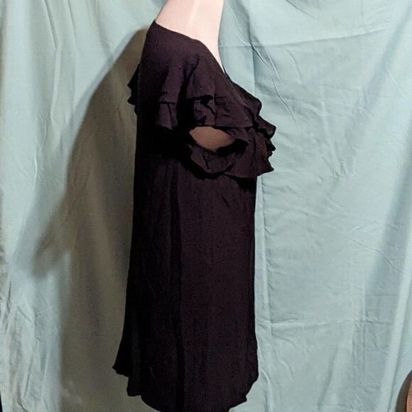 🆕NWT VERY J BLACK LATTICE FRONT DRESS (FULLY LINED) - MEDIUM - Picture 2 of 7